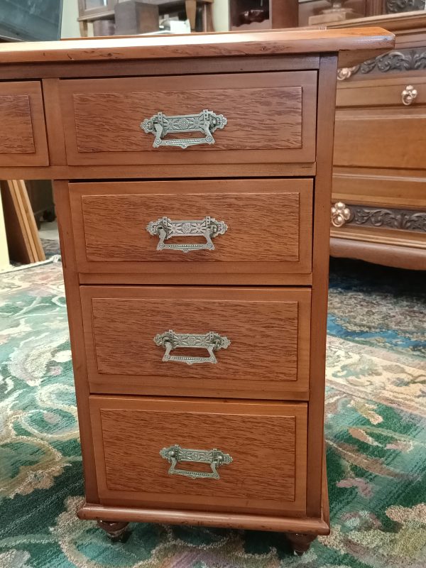 Kauri Pedestal Desk - Image 7