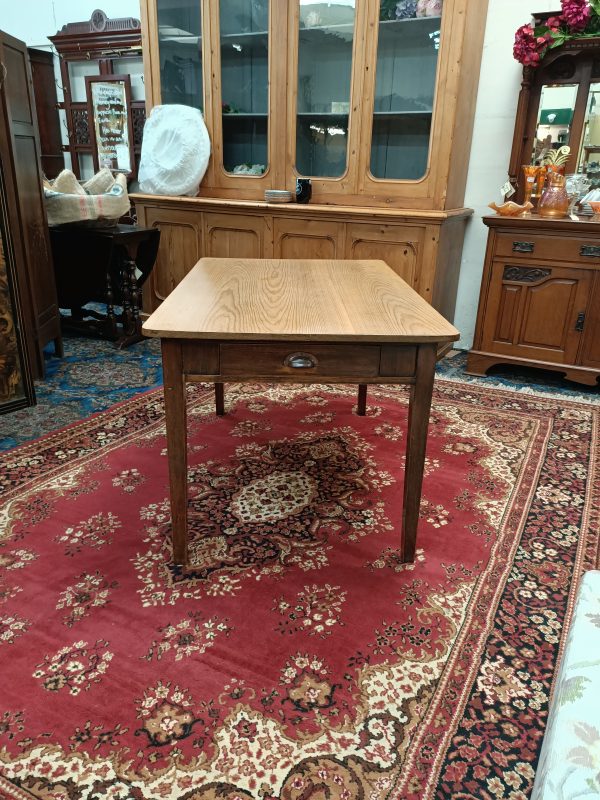 Scrub top kauri kitchen table - Image 14