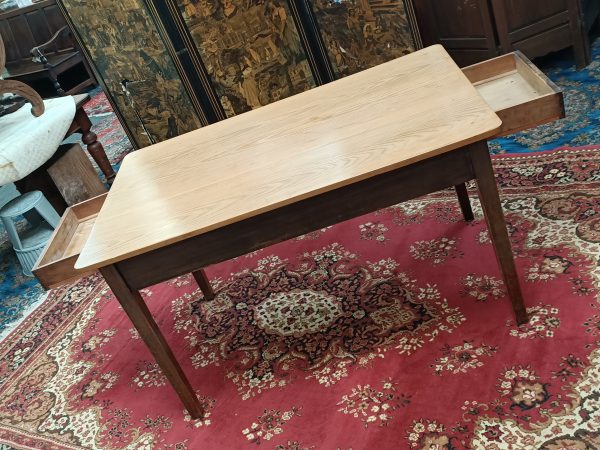 Scrub top kauri kitchen table - Image 11