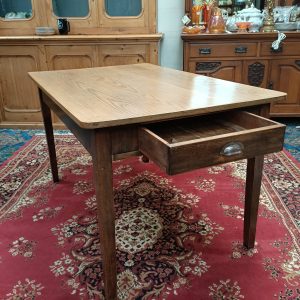 Scrub top kauri kitchen table