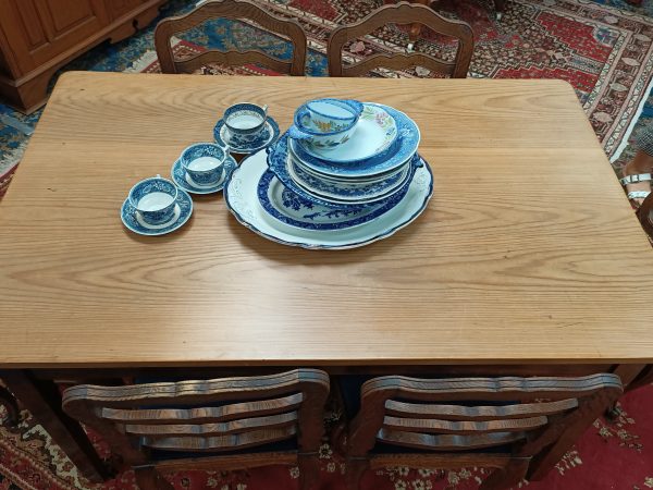 Scrub top kauri kitchen table - Image 7