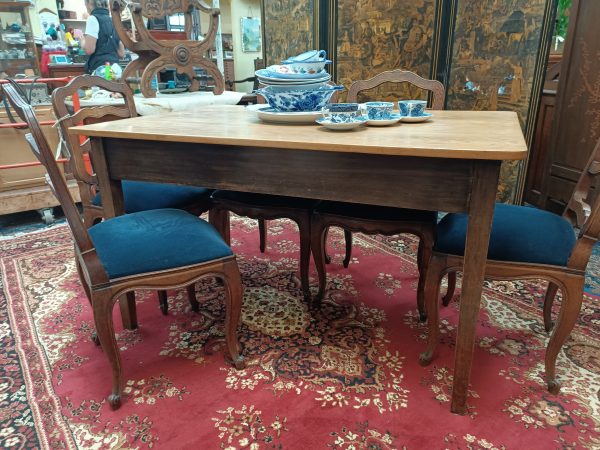 Scrub top kauri kitchen table - Image 4
