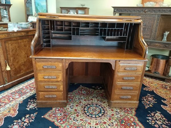Oak and walnut Rolltop desk - Image 5