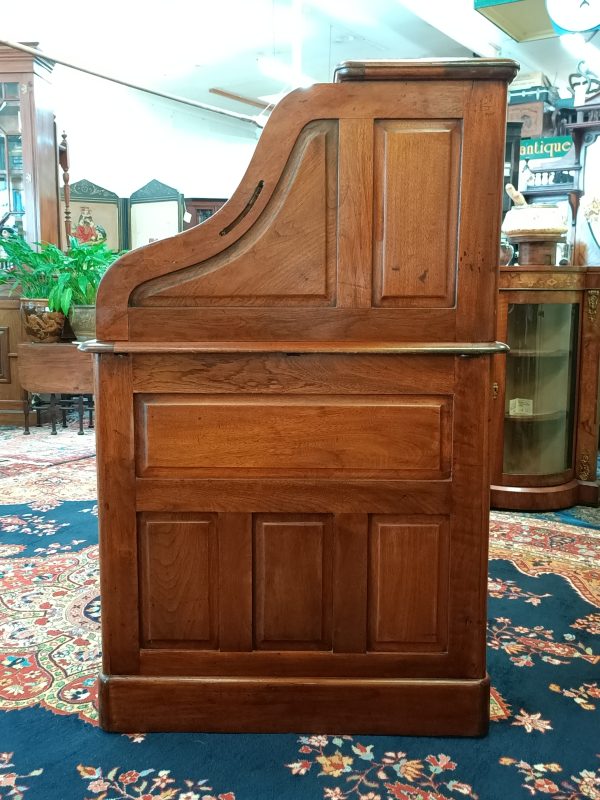 Oak and walnut Rolltop desk - Image 9