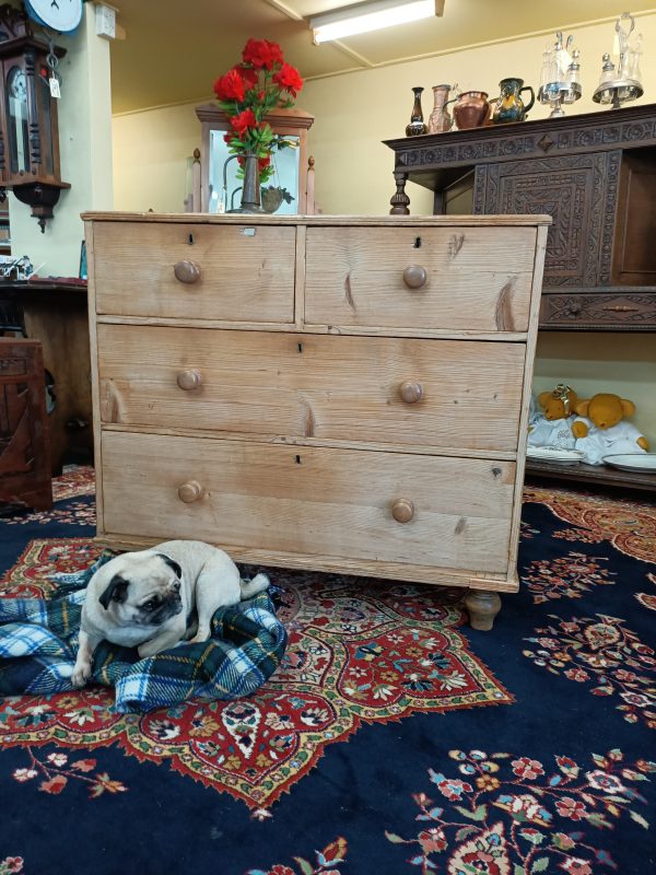 Pine chest of drawers - Image 11