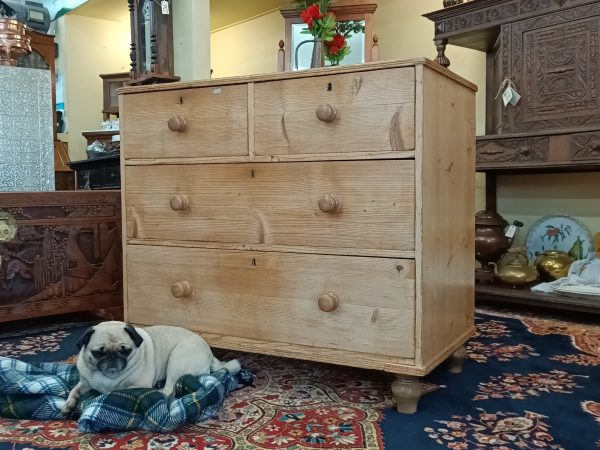 Pine chest of drawers - Image 10