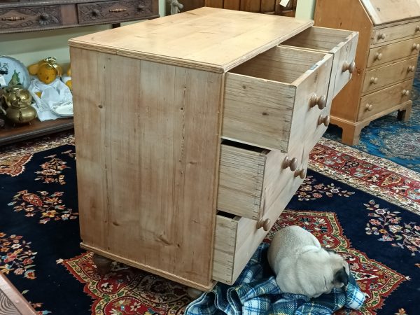 Pine chest of drawers - Image 8