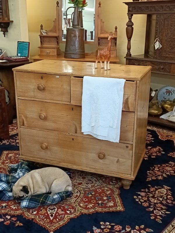 Pine chest of drawers - Image 5