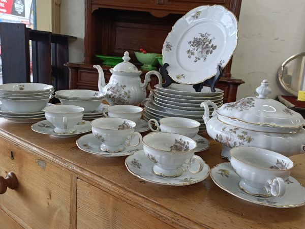 Hutschenreuther Sylvia part dins set - Image 19