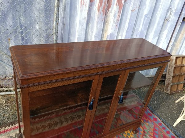 Oak china cabinet - Image 11
