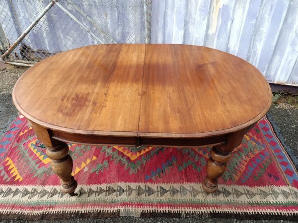 Cedar extension dining table - Image 2