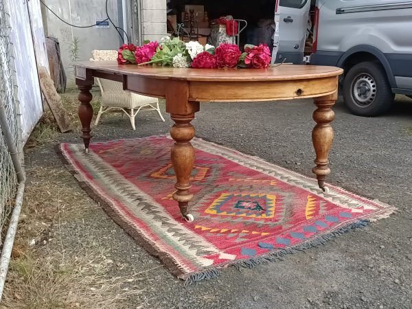 Cedar extension dining table - Image 7