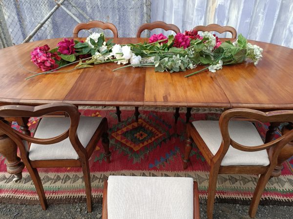 Cedar extension dining table - Image 13