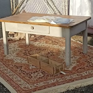 Country chic pine coffee table