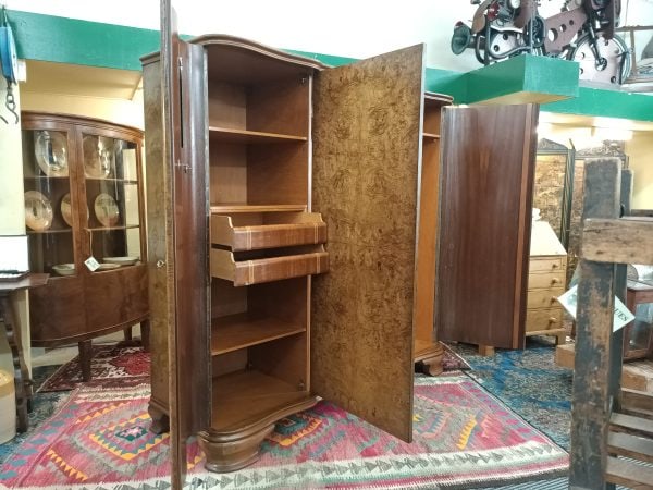 Burr Walnut Wardrobe, a three bay - Image 8