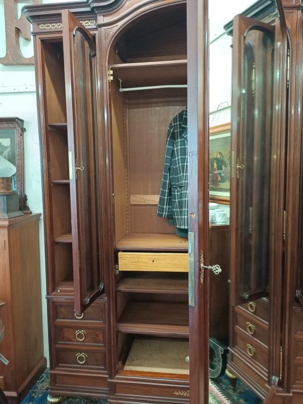 Parisian Mahogany Armoire - Image 6