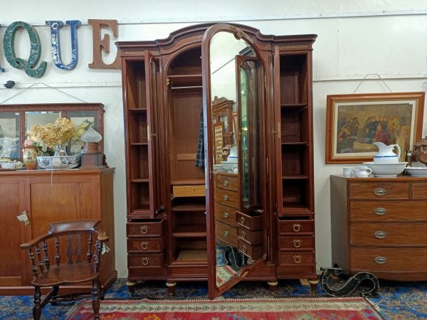 Parisian Mahogany Armoire - Image 8