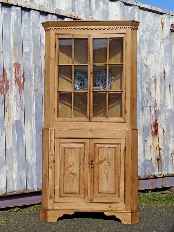 Pine Corner Cupboard - Image 3