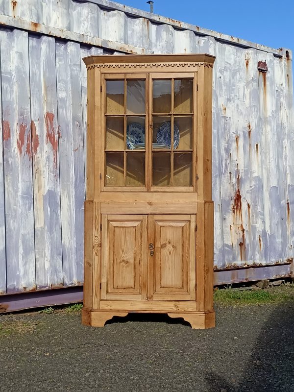 Pine Corner Cupboard - Image 13