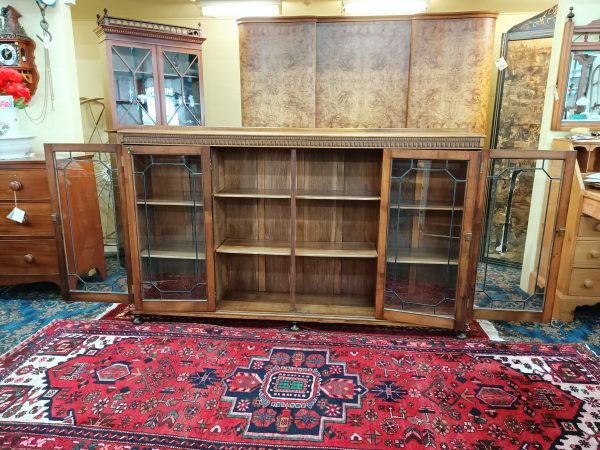 long'ish Walnut bookcase - Image 4