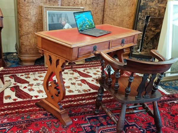 BADA approved Window Table - Image 5