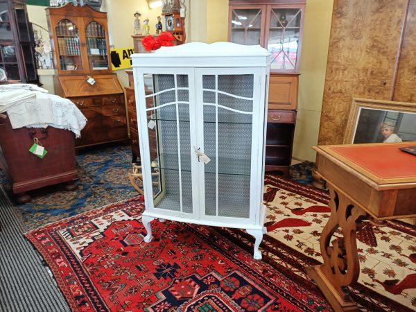Shabby Chic China Cabinet - Image 4