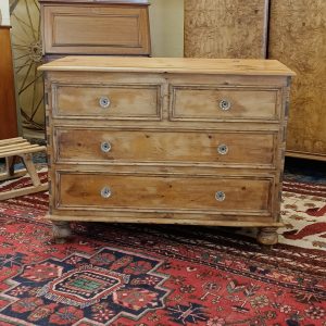 Pine chest with fliptop lid