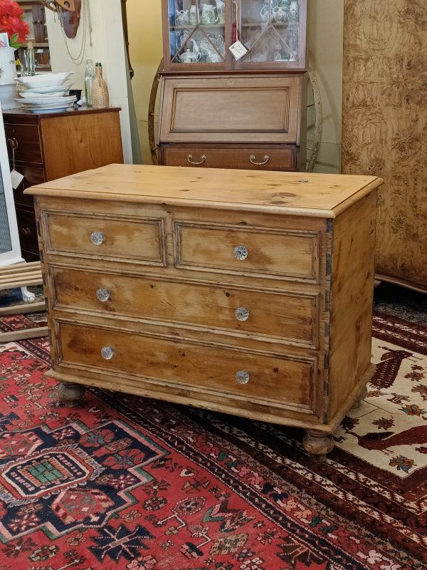 Pine chest with fliptop lid - Image 11