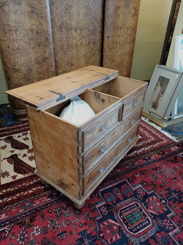 Pine chest with fliptop lid - Image 7
