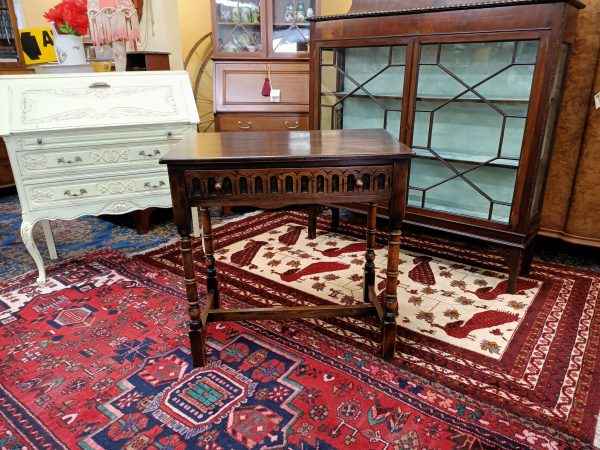 Lil' Oak Occasional Table - Image 9