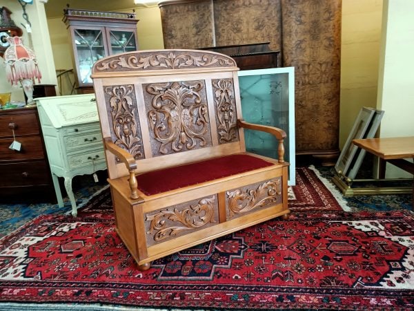 Carved Kauri box Settle - Image 2