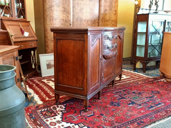 Mmm bellyfront..American Walnut Sideboard - Image 11