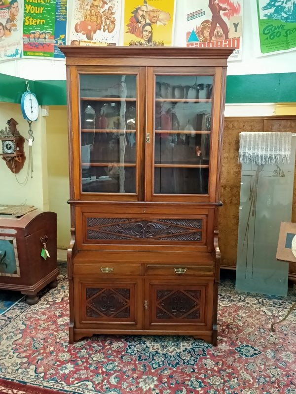 American walnut, English made Secretaire - Image 3