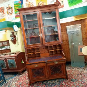 American walnut, English made Secretaire