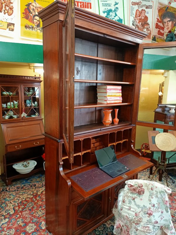 American walnut, English made Secretaire - Image 10