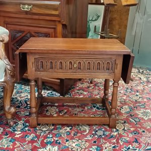 lil Oak Table