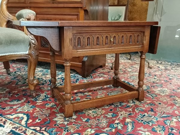lil Oak Table - Image 4