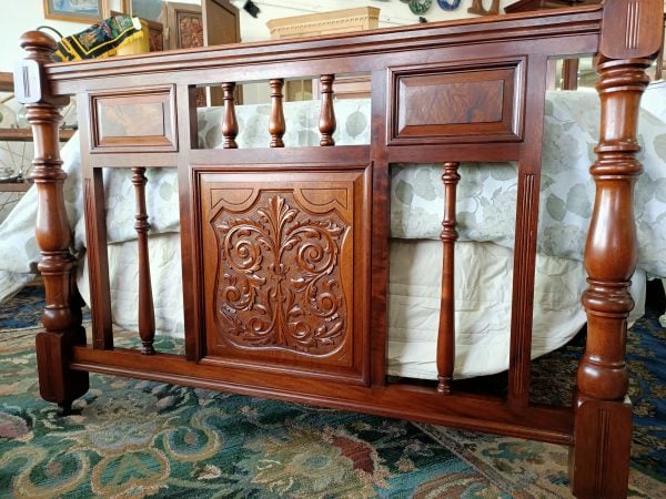 American Walnut DOUBLE bed frame - Image 5