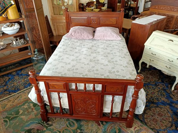 American Walnut DOUBLE bed frame - Image 12