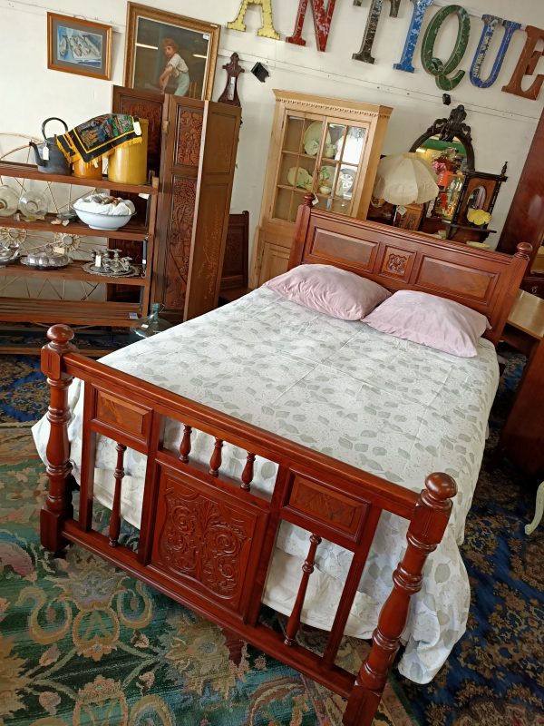 American Walnut DOUBLE bed frame - Image 13