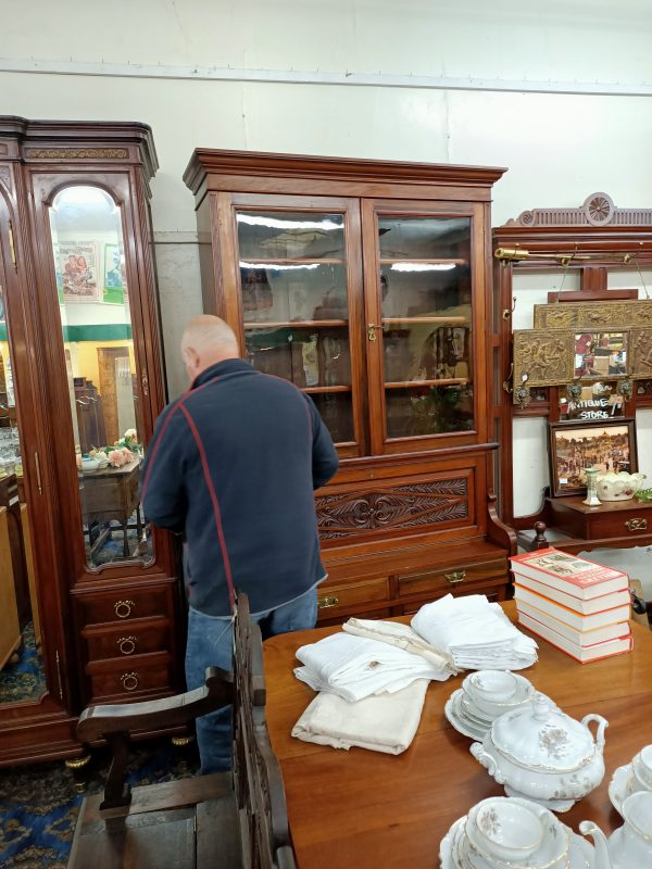 American walnut, English made Secretaire - Image 14