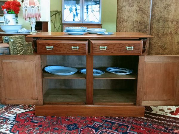 Mottled Kauri sideboard Cabinet - Image 8