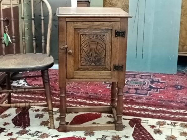 Oak Bedside Cabinet - Image 3