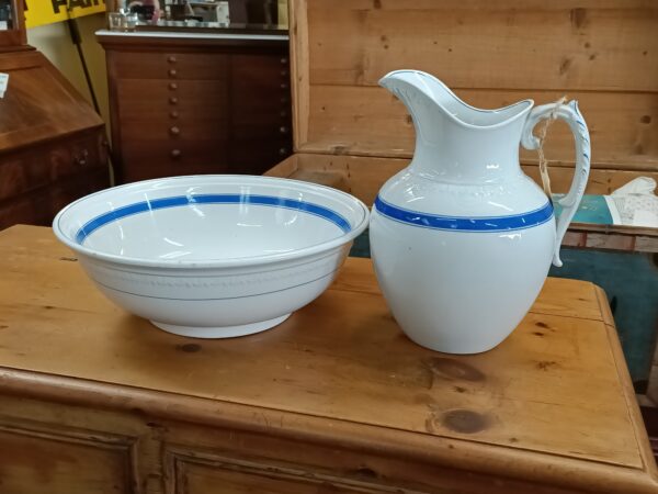 Country French Jug and Basin...simply blue on white - Image 2