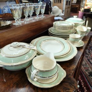 Meakin's Royal Marigold in Mint... a part dins set